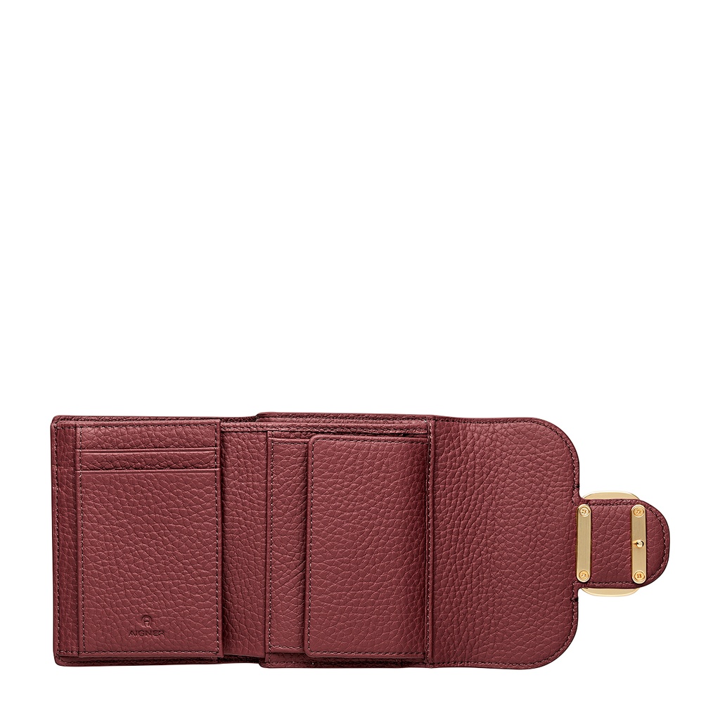 Celia Wallet
